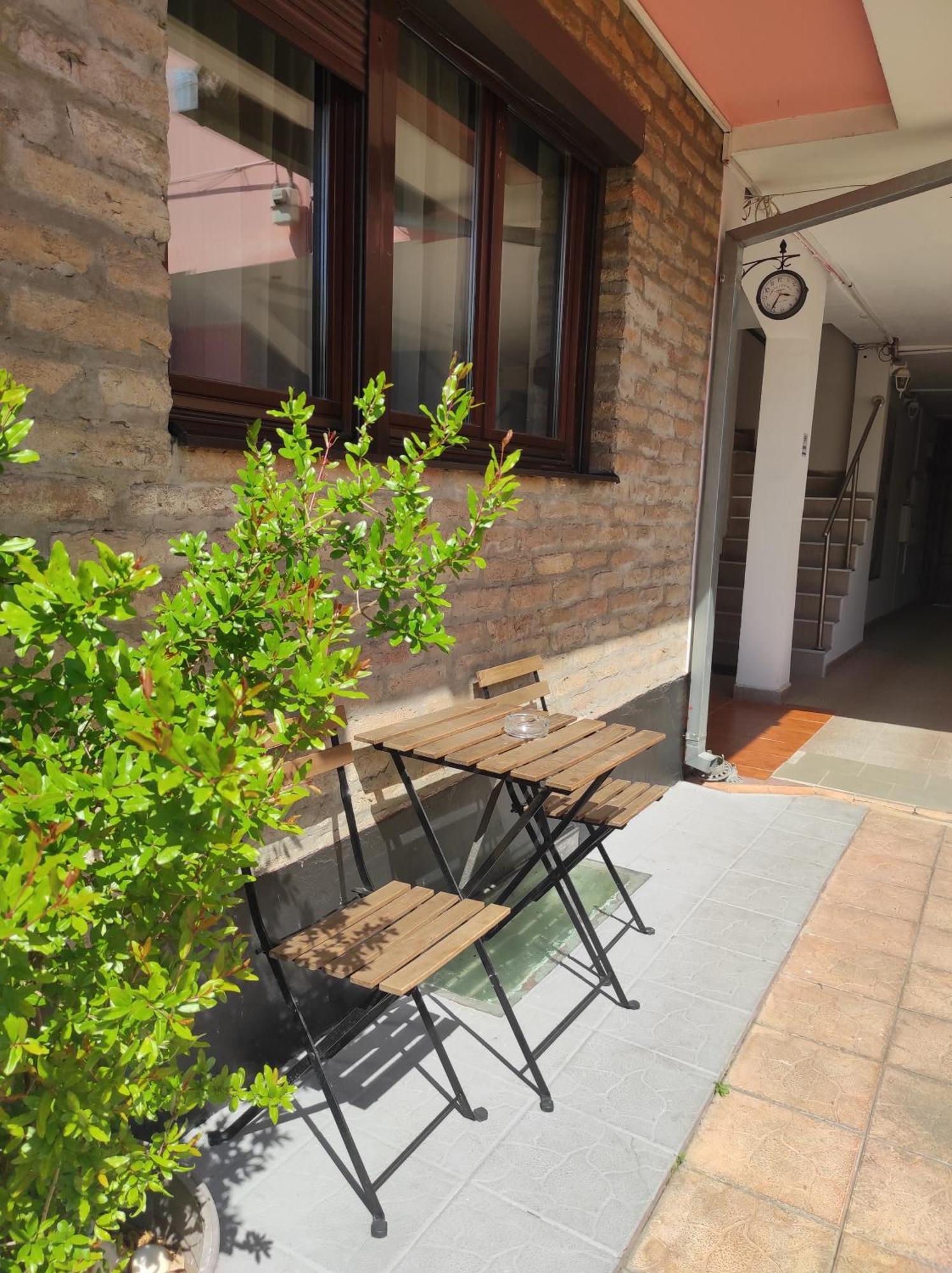 Apartments & Accommodation Stojic Novi Sad Buitenkant foto